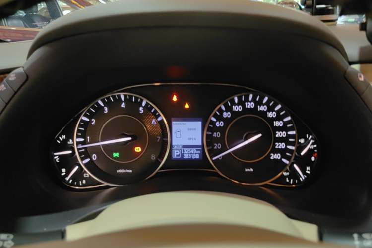 Used Nissan Patrol 2017 5.6L Standard Edition Instrument Cluster