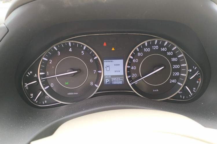 Used Nissan Patrol  Instrument Cluster