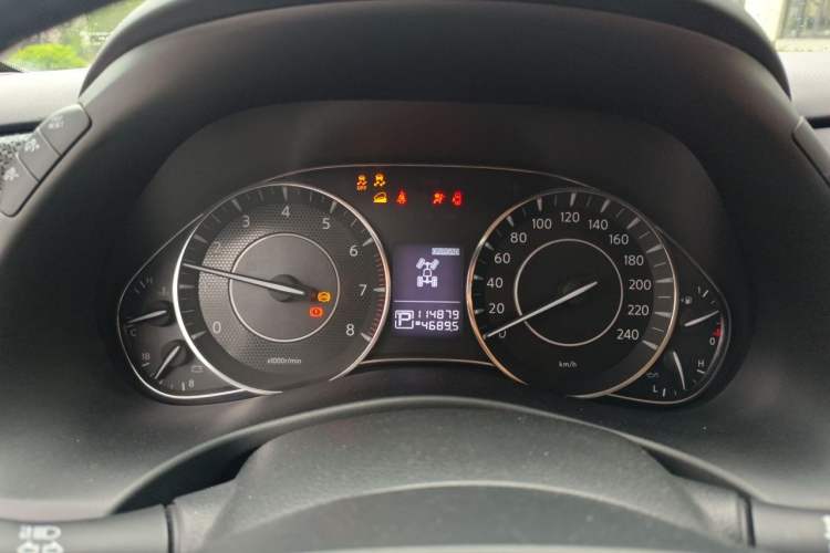 Used Nissan Patrol 2017 Y62 4.0 XE U.S.-Spec Model Instrument Cluster