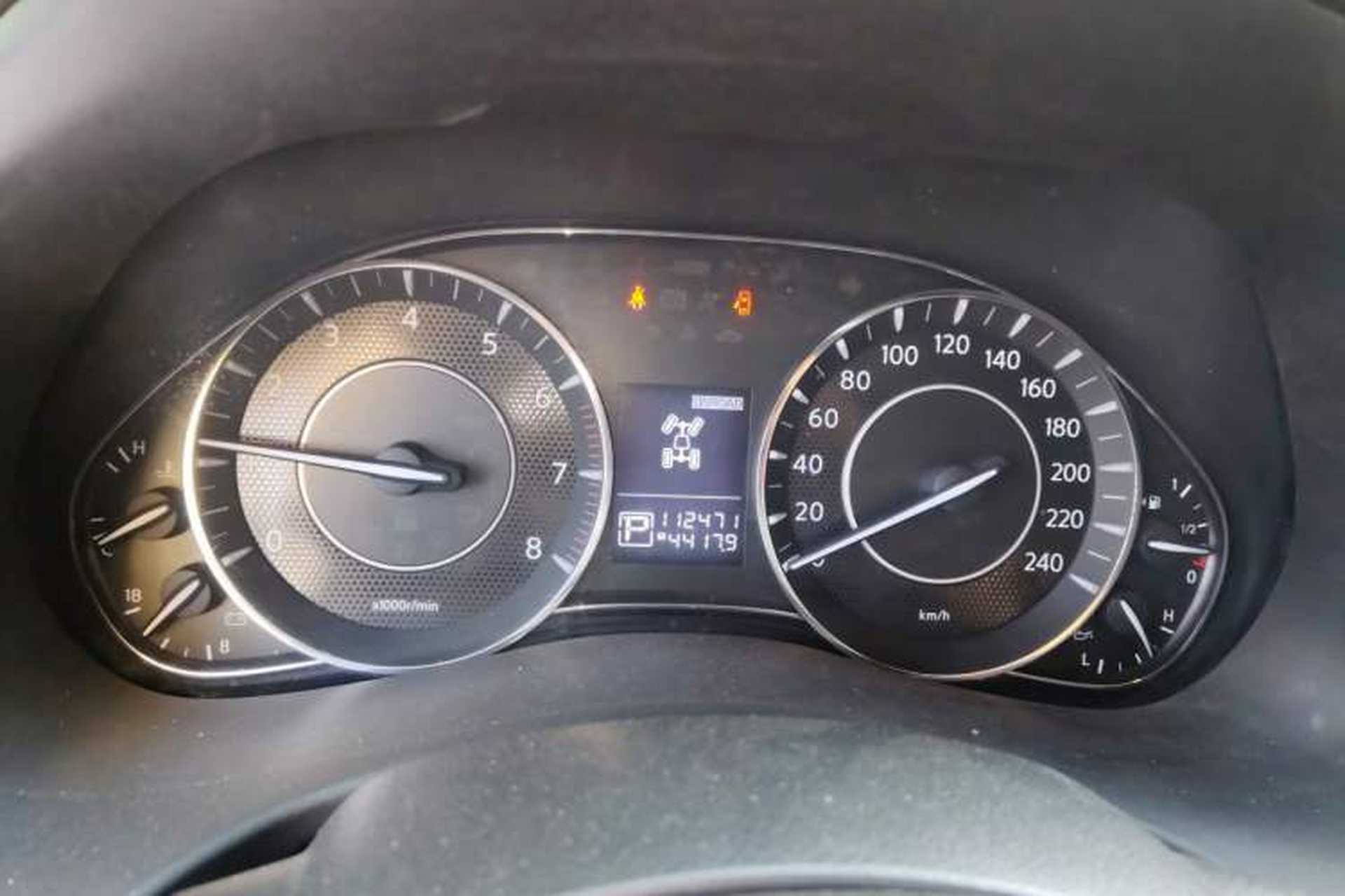 Used Nissan Patrol 2017 4.0L XE Middle East Version Instrument Cluster