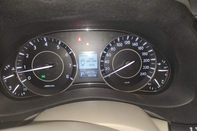 Used Nissan Patrol  Instrument Cluster