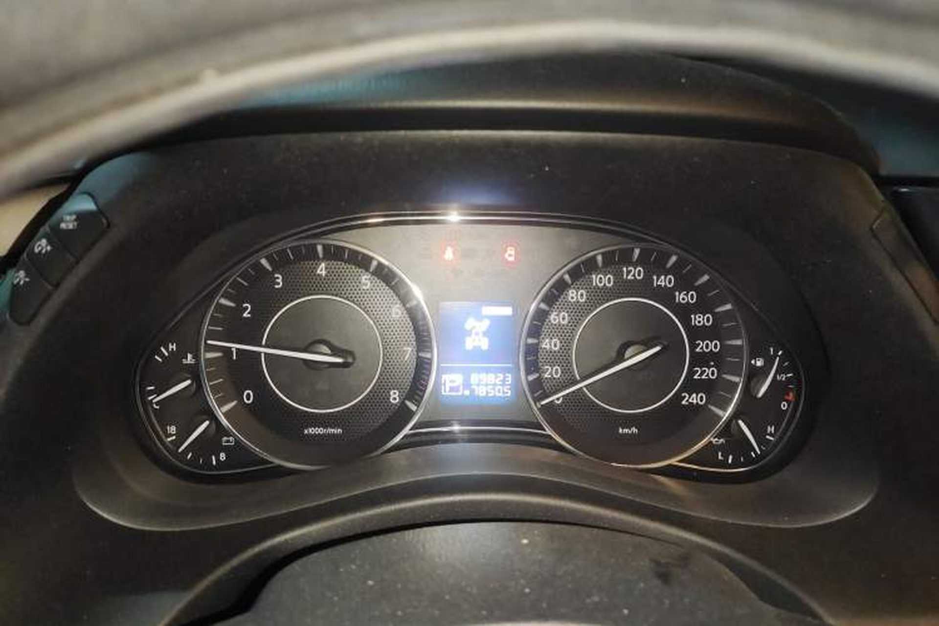 Used Nissan Patrol  Instrument Cluster