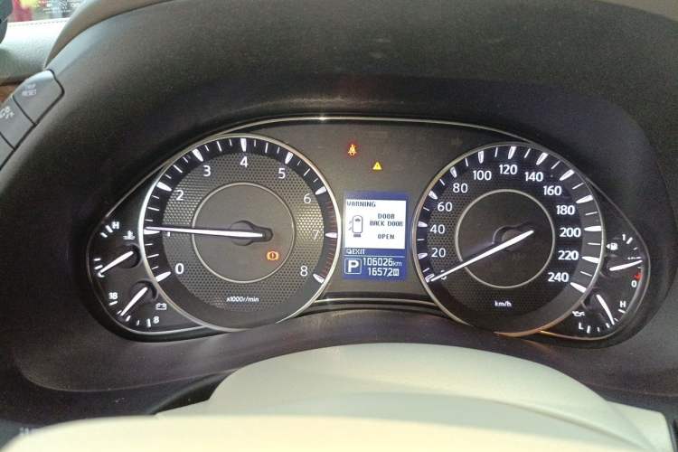 Used Nissan Patrol  Instrument Cluster