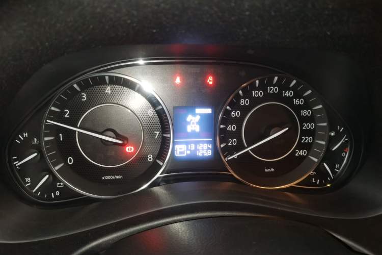 Used Nissan Patrol  Instrument Cluster