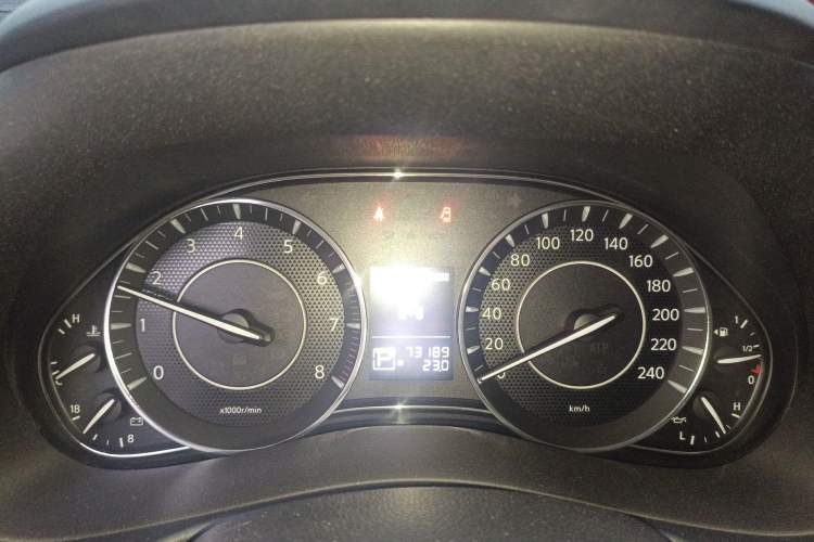 Used Nissan Patrol 2017 4.0L XE Middle East Version Instrument Cluster