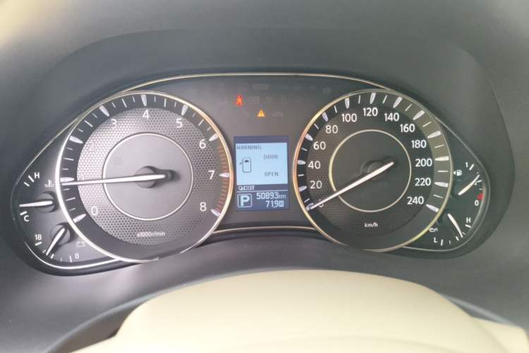 Used Nissan Patrol  Instrument Cluster