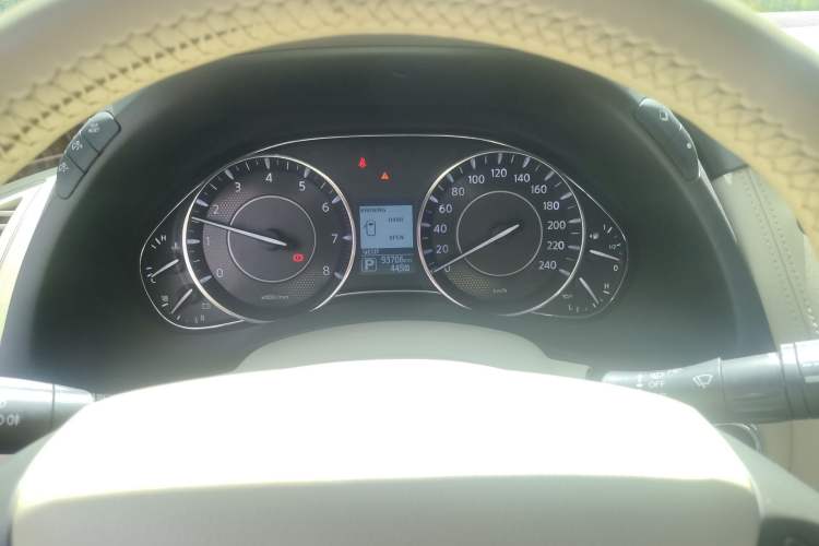 Used Nissan Patrol  Instrument Cluster