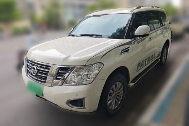 Used Nissan Patrol 4.0 automatic 7-seater (parallel import)