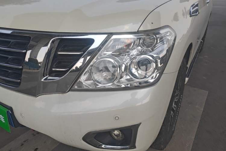 Used Nissan Patrol 2017 4.0L XE Middle East Version Left Front Headlight