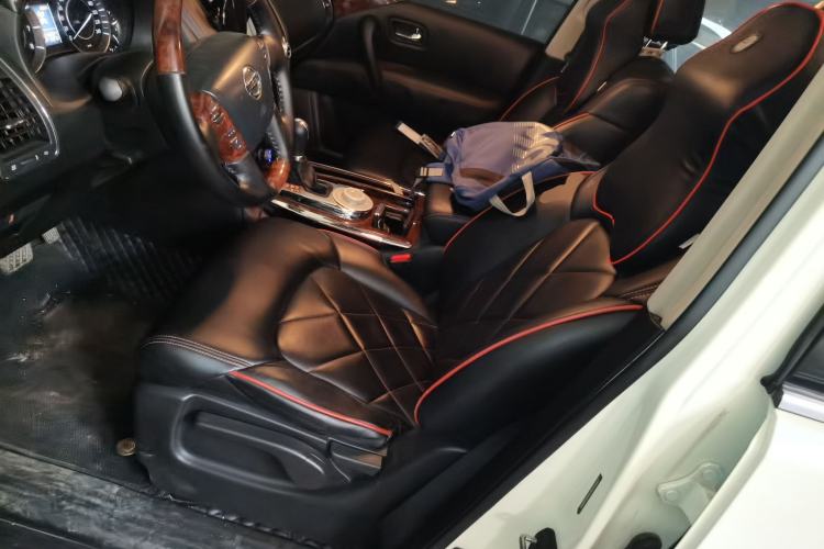 Used Nissan Patrol 2017 4.0L XE Middle East Version Left Front Seat