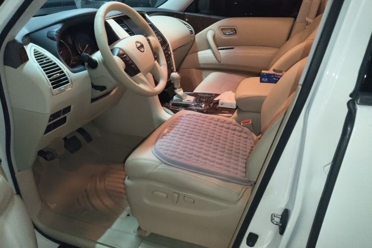 Used Nissan Patrol 2017 4.0L SE U.S.-Spec Version Left Front Seat