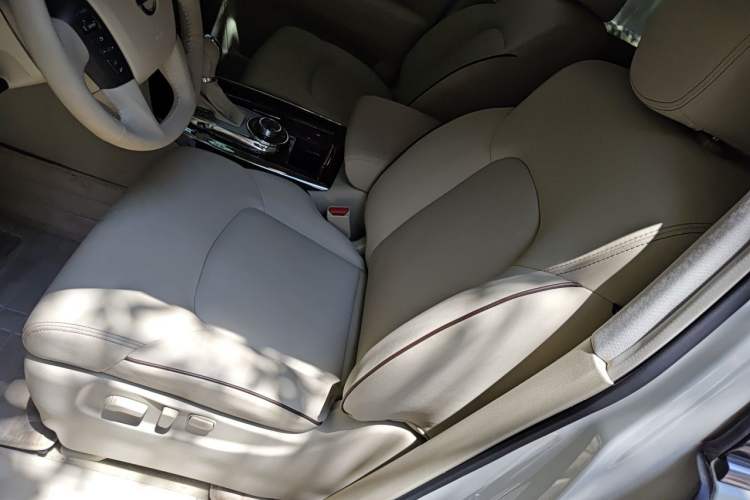 Used Nissan Patrol 2017 Y62 4.0L SE-T2 BOSE – Middle East Left Front Seat