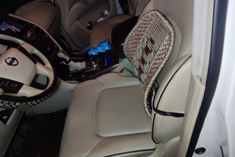 Used Nissan Patrol 2017 4.0L SE U.S.-Spec Version Left Front Seat