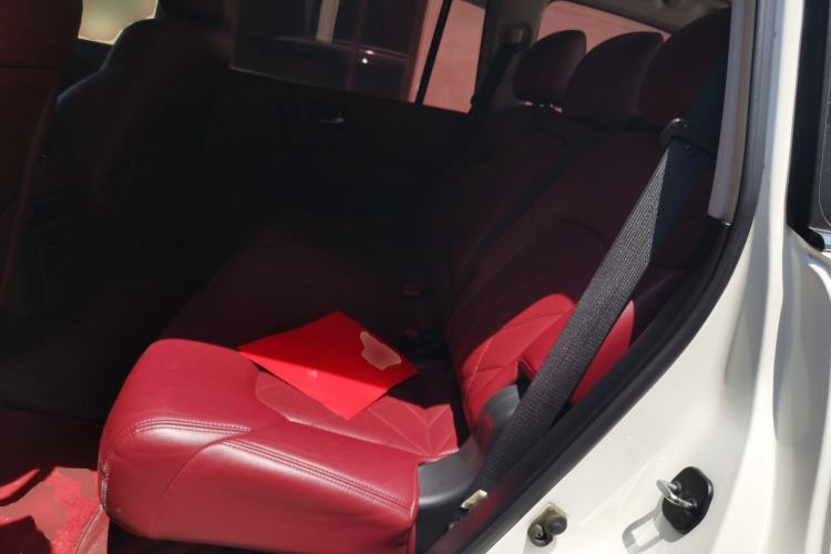 Used Nissan Patrol 2017 4.0L Parallel Import Left Rear Seat