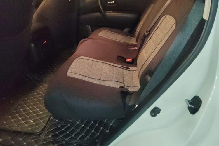 Used Nissan Patrol  Left Rear Seat