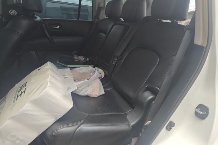 Used Nissan Patrol 2017 4.0L SE U.S.-Spec Version Left Rear Seat