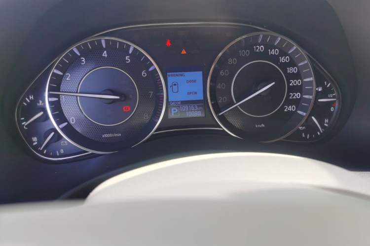 Used Nissan Patrol  Odometer Close Up