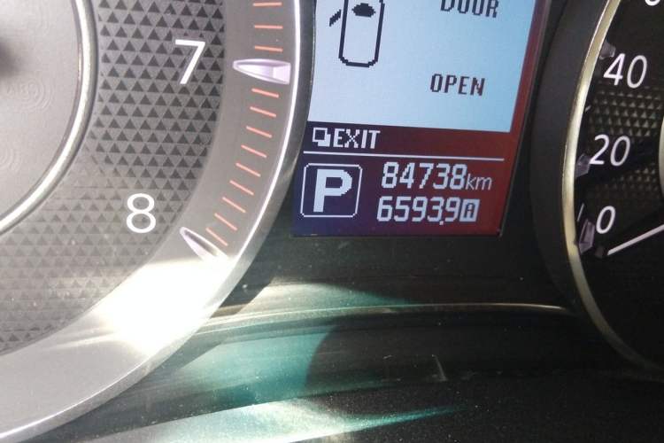 Used Nissan Patrol  Odometer Close Up