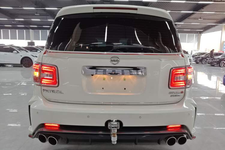 Used Nissan Patrol 2017 Y62 4.0L LE Middle East Edition Rear