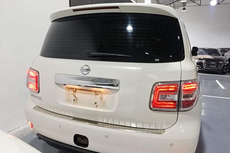 Used Nissan Patrol 2017 4.0L SE U.S.-Spec Version Rear