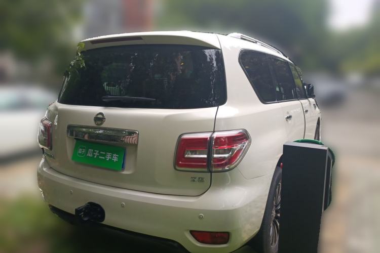 Used Nissan Patrol 2017 Y62 4.0L SE-T2 BOSE – Middle East Rear Right 45 Deg