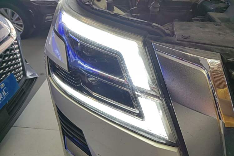 Used Nissan Patrol 2017 5.6L Standard Edition Right Front Headlight