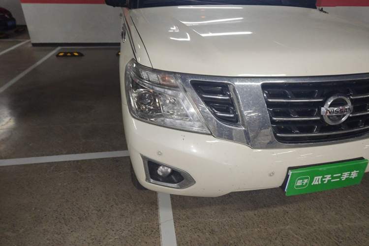 Used Nissan Patrol  Right Front Headlight