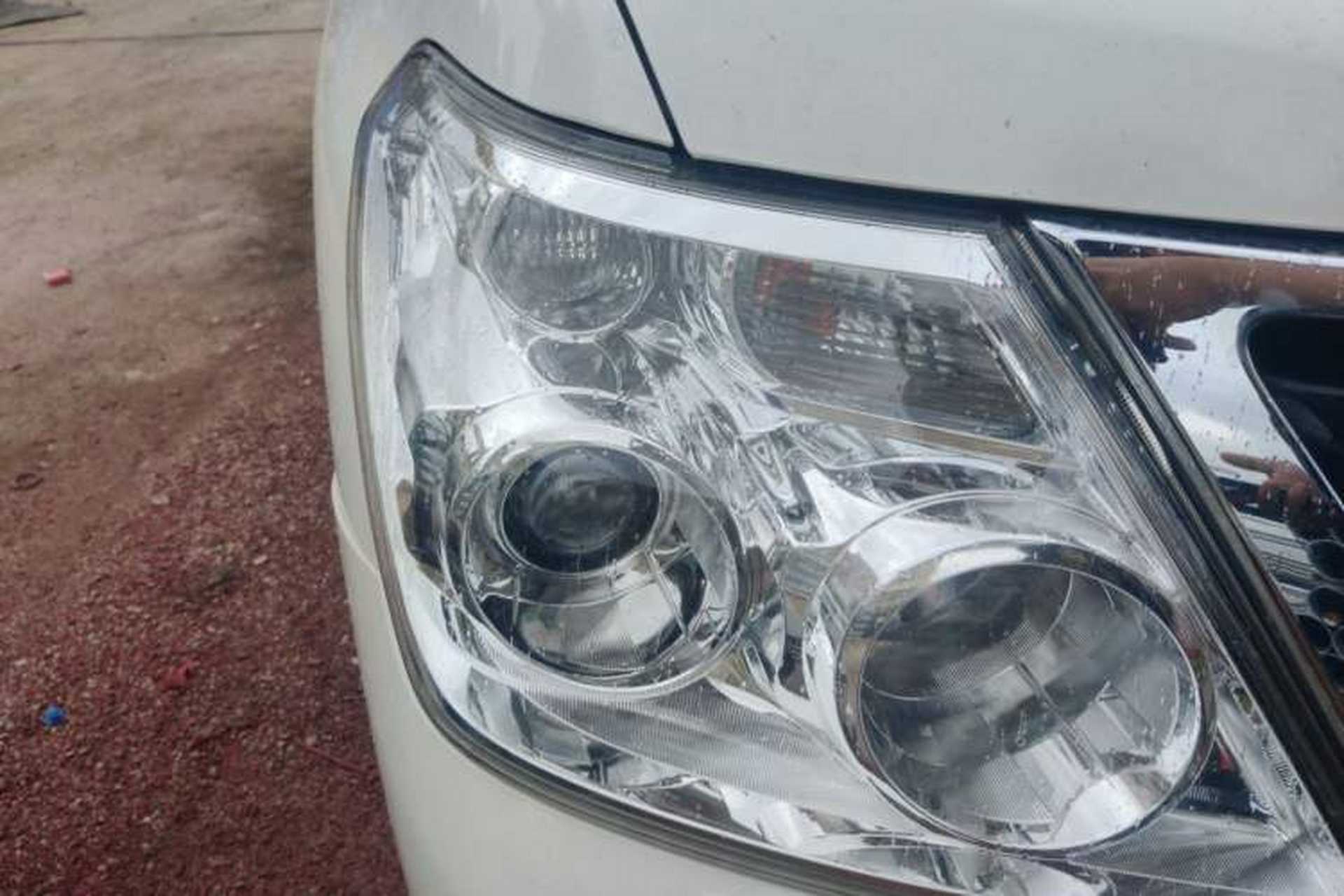 Used Nissan Patrol  Right Front Headlight