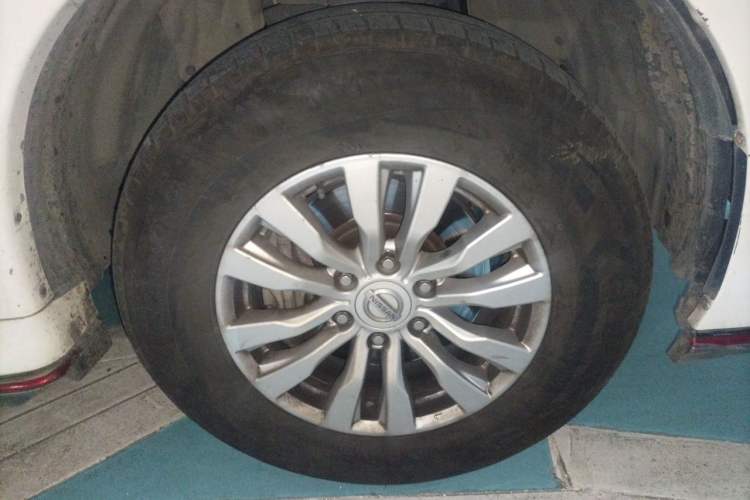 Used Nissan Patrol 2017 4.0L Parallel Import Right Front Wheel Hub