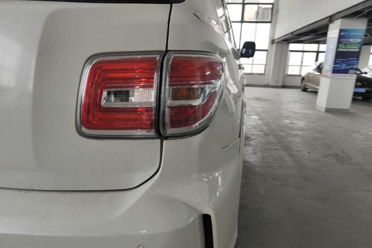 Used Nissan Patrol 2017 4.0L Parallel Import Right Rear Taillight