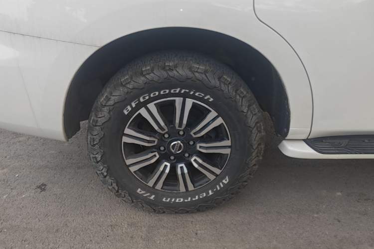 Used Nissan Patrol 2017 4.0L XE Middle East Version Right Rear Wheel Hub