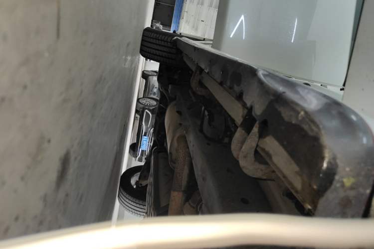 Used Nissan Patrol 2017 4.0L Parallel Import Right Side Sill