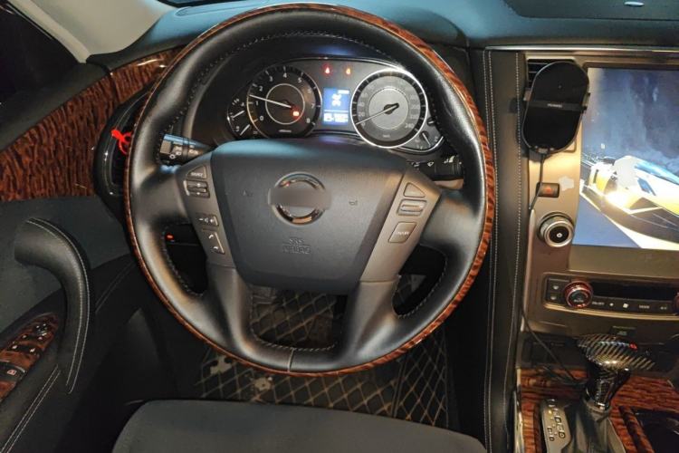 Used Nissan Patrol  Steering Wheel