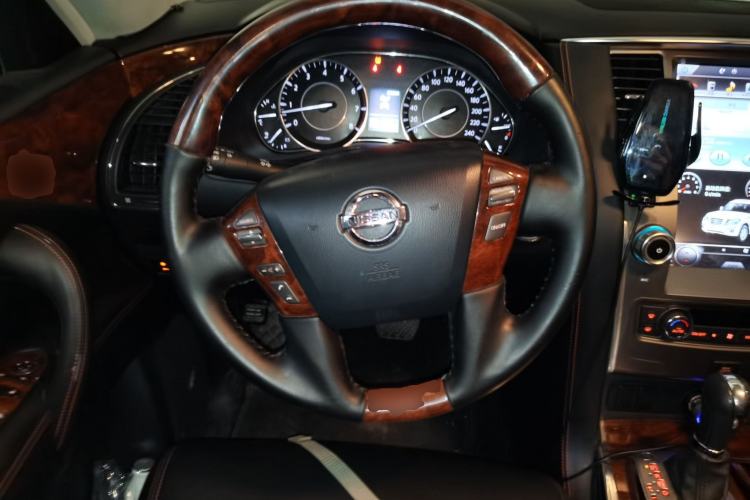Used Nissan Patrol 2017 4.0L XE Middle East Version Steering Wheel
