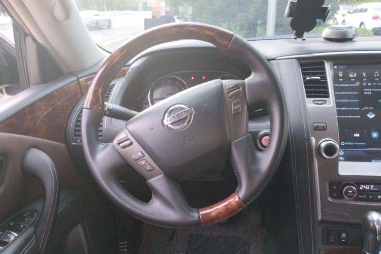 Used Nissan Patrol  Steering Wheel