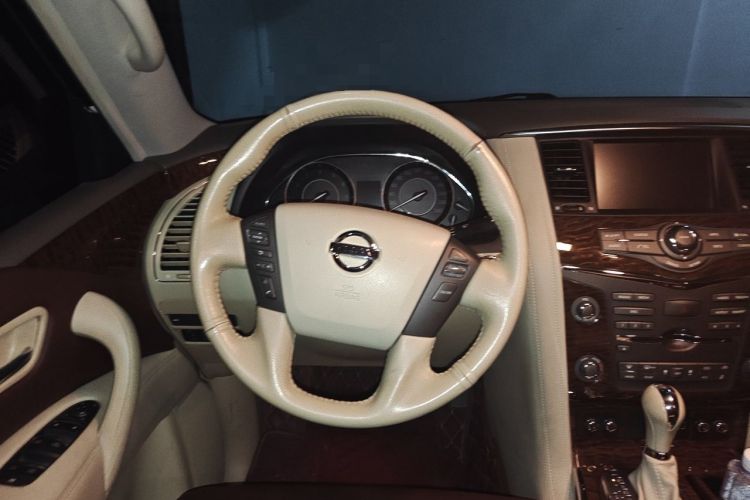 Used Nissan Patrol 2017 4.0L Parallel Import Steering Wheel