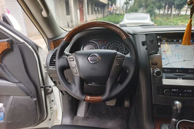 Used Nissan Patrol  Steering Wheel