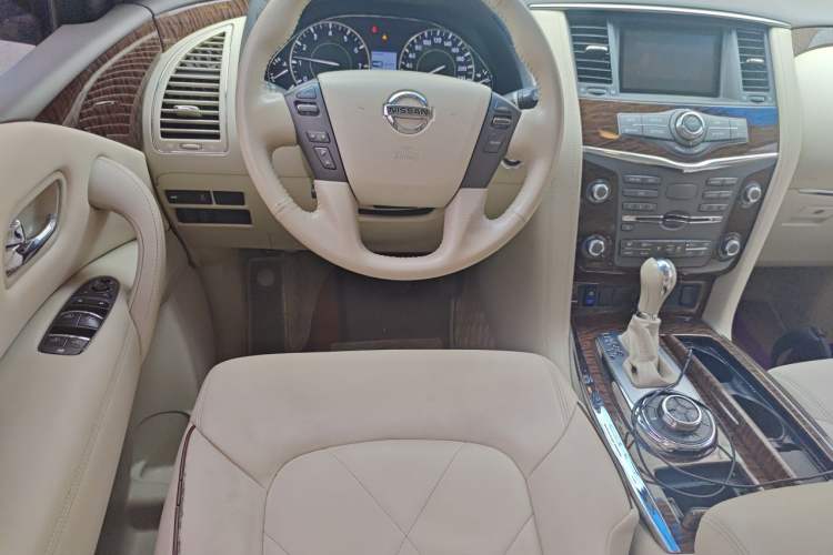 Used Nissan Patrol  Steering Wheel