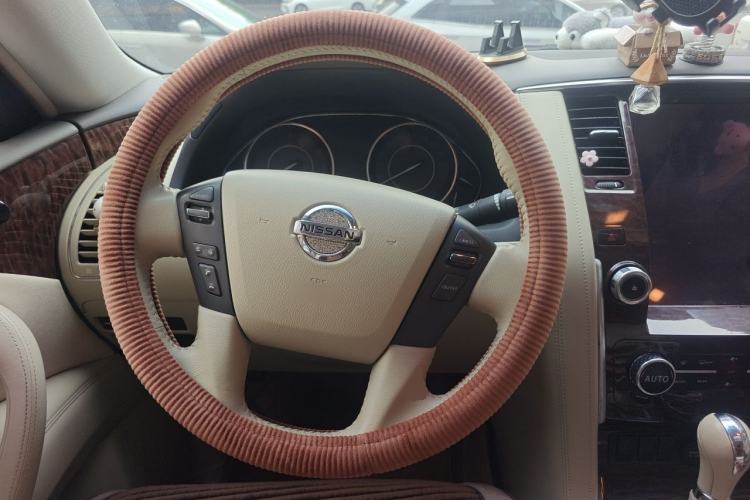 Used Nissan Patrol  Steering Wheel