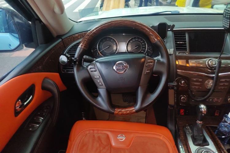 Used Nissan Patrol  Steering Wheel