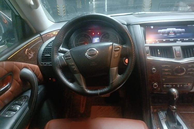 Used Nissan Patrol  Steering Wheel