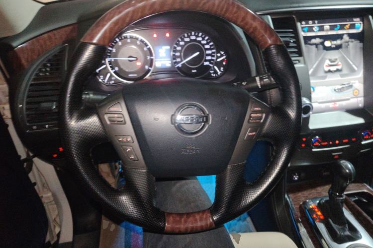 Used Nissan Patrol 2017 4.0L Parallel Import Steering Wheel