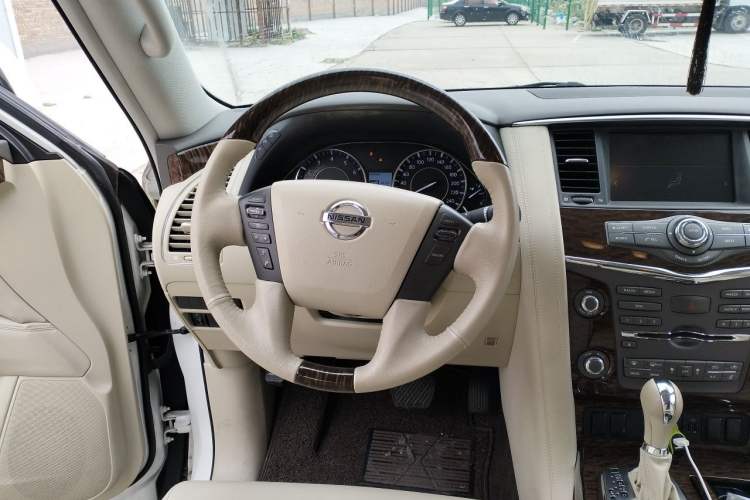 Used Nissan Patrol  Steering Wheel