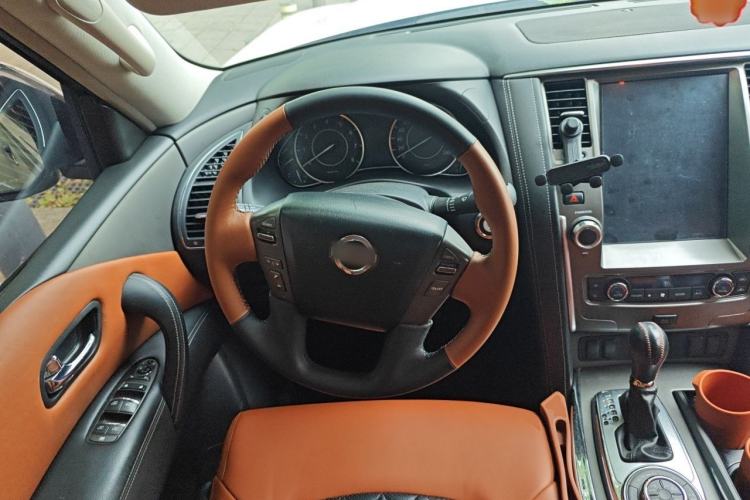 Used Nissan Patrol  Steering Wheel