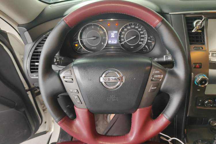 Used Nissan Patrol 2017 4.0L Parallel Import Steering Wheel
