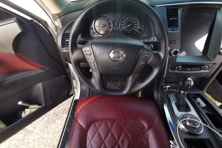 Used Nissan Patrol  Steering Wheel