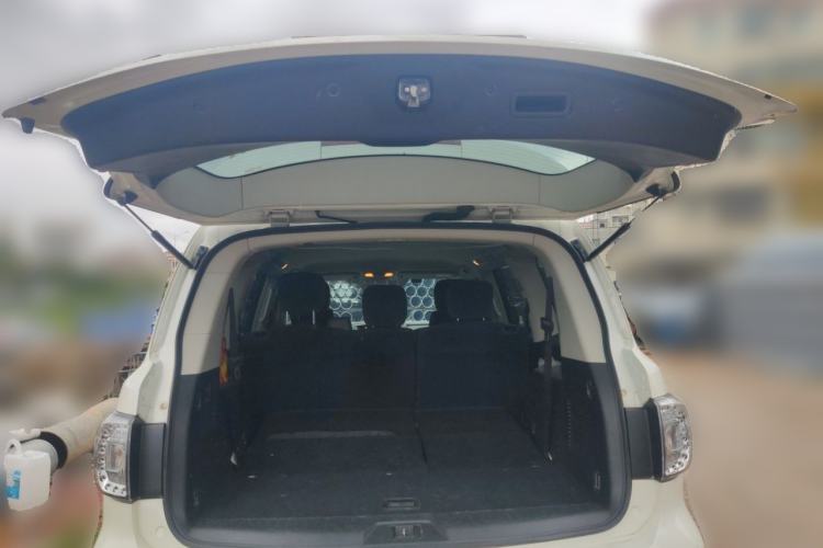 Used Nissan Patrol  Trunk