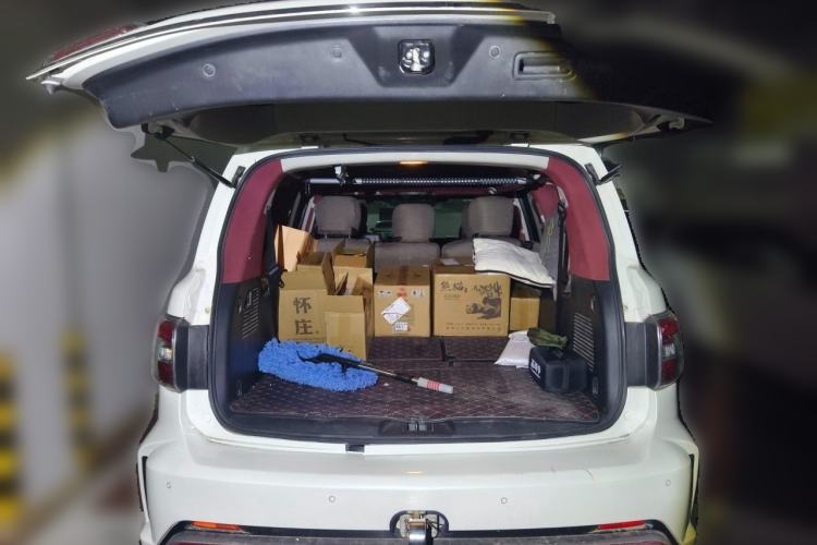 Used Nissan Patrol 2017 4.0L Parallel Import Trunk