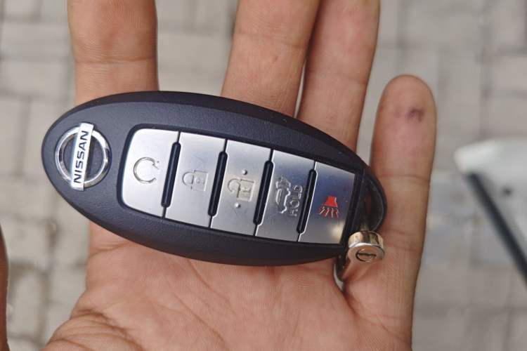 Used Nissan Patrol  Vehicle Key
