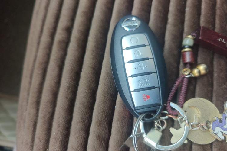 Used Nissan Patrol  Vehicle Key